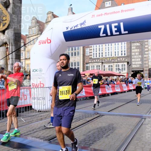 13.09.2026 - 21. swb-Marathon Bremen Tim E. http://msf.ph/oto/10320165 13.09.2026 10:58:34 Ziel 10249, 10494, 10530, 10673, 10750, 10798, 10828, 10903, 10914, 10931, 10932, 11004, 11120, 11131, 11152, 11202, 11295, 11388, 11403, 11420, 11455, 11686, 11750, 11752, 11884, 11906, 11952, 11953, 12017, 12092, 12386, 12387, 12441, 12482, 12518 meine-sportfotos.de