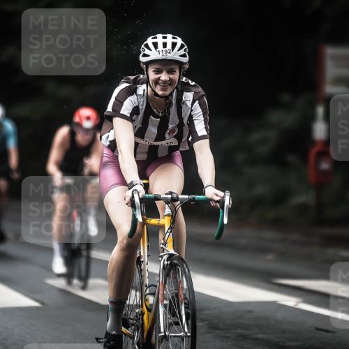 13.09.2026 - Stadtparktriathlon H.Heesch http://msf.ph/oto/10320168 13.09.2026 13:04:51 Radfahren 1084, 1192, 1241, 1278, 1359, 1392 meine-sportfotos.de