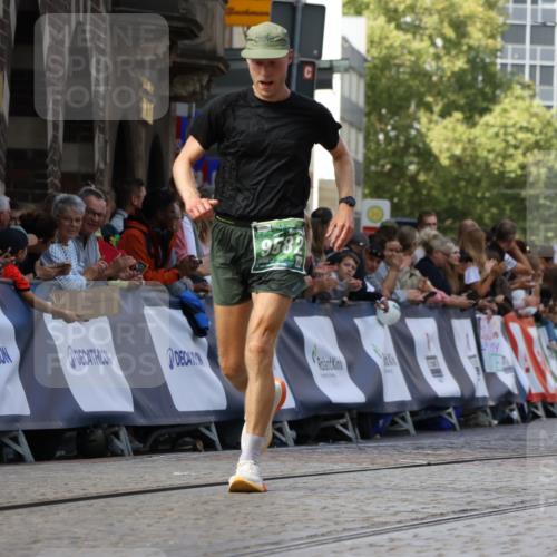 13.09.2026 - 21. swb-Marathon Bremen Strokosch-Dieckow http://msf.ph/oto/10320177 13.09.2026 13:08:16 Ziel 969, 4732, 4852, 6692, 13091, 13160, 339, 678, 1335, 1696, 4082, 4247, 4888, 5424, 8655, 9084, 9582 meine-sportfotos.de
