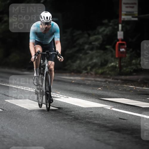 13.09.2026 - Stadtparktriathlon H.Heesch http://msf.ph/oto/10320186 13.09.2026 13:04:52 Radfahren 1084, 1192, 1241, 1278, 1304, 1359, 1392 meine-sportfotos.de