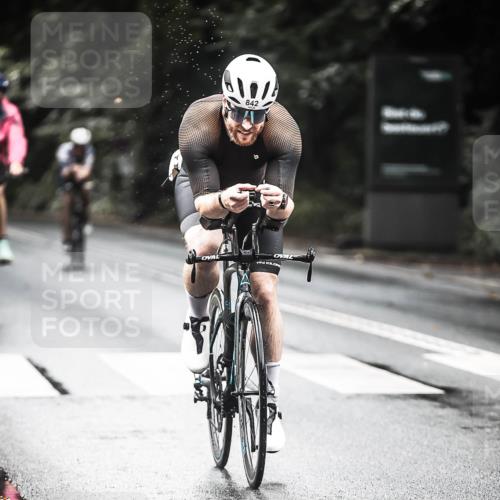 13.09.2026 - Stadtparktriathlon H.Heesch http://msf.ph/oto/10320189 13.09.2026 11:56:25 Radfahren 740, 776, 816, 842, 858, 879, 919, 990, 1001 meine-sportfotos.de
