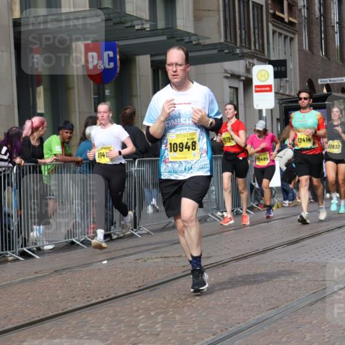 13.09.2026 - 21. swb-Marathon Bremen Strokosch-Dieckow http://msf.ph/oto/10320213 13.09.2026 10:58:37 Ziel 10254, 10383, 10415, 10427, 10477, 10485, 10787, 10794, 10832, 10843, 10948, 11034, 11228, 11267, 11278, 11488, 11602, 11743, 11913, 12015, 12127, 12130, 12131, 12176, 12271, 12297, 12414, 10530, 10878, 10879, 11004, 11030, 11131, 11152, 11189, 11202, 11384, 11403, 11455, 11686, 11750, 11906, 11953, 11955, 12092, 12180, 12237, 12320, 12499, 12505, 12518 meine-sportfotos.de