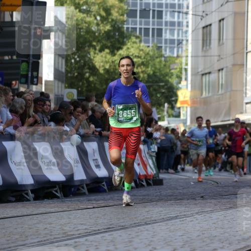 13.09.2026 - 21. swb-Marathon Bremen Strokosch-Dieckow http://msf.ph/oto/10320235 13.09.2026 13:08:19 Ziel 2844, 4732, 6692, 13091, 13160, 339, 678, 1335, 1696, 4082, 4888, 5424, 8655, 9084, 9582 meine-sportfotos.de