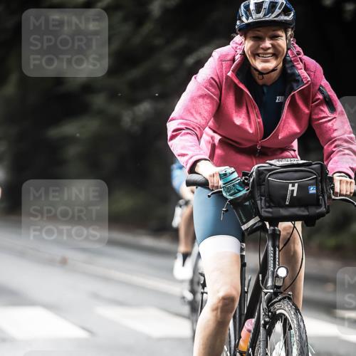 13.09.2026 - Stadtparktriathlon H.Heesch http://msf.ph/oto/10320259 13.09.2026 11:56:28 Radfahren 740, 776, 803, 816, 842, 858, 919, 990, 1001 meine-sportfotos.de