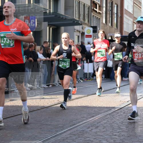 13.09.2026 - 21. swb-Marathon Bremen Strokosch-Dieckow http://msf.ph/oto/10320262 13.09.2026 13:17:48 Ziel 948, 1631, 1797, 1872, 2001, 2260, 2634, 2671, 3241, 3458, 3514, 3634, 4131, 4733, 5292, 5695, 5935, 5948, 6152, 6290, 6448, 7954, 8094, 8805, 8869, 8943, 8944, 9134, 9595, 9596, 9609, 9837, 10065, 13041, 560, 771, 1297, 2008, 2125, 2234, 2812, 3051, 3192, 3760, 4171, 4286, 4374, 4498, 4499, 4620, 5041, 5530, 5550, 5817, 7901, 8100, 8250, 8253, 8446, 9075, 9400, 9505, 13107 meine-sportfotos.de
