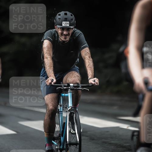 13.09.2026 - Stadtparktriathlon H.Heesch http://msf.ph/oto/10320290 13.09.2026 13:04:59 Radfahren 1084, 1208, 1278, 1284, 1304, 1333, 1346, 1372, 1374, 1409, 1410, 1424 meine-sportfotos.de
