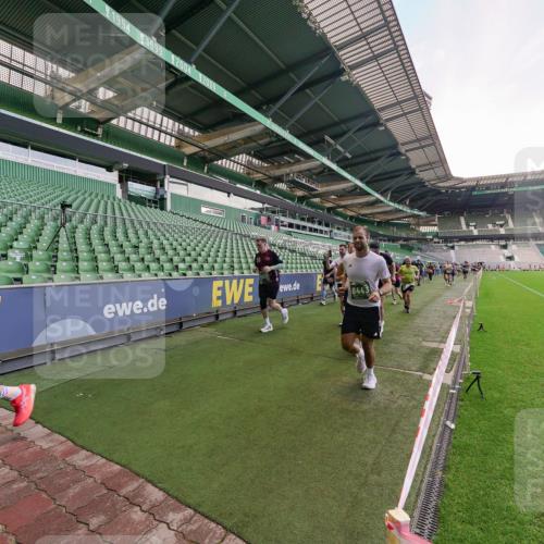13.09.2026 - 21. swb-Marathon Bremen Michael Burmester http://msf.ph/oto/10320342 13.09.2026 13:19:46 Laufen im Stadion 333, 464, 486, 512, 546, 921, 938, 1066, 1129, 1156, 1409, 1431, 1446, 1506, 1697, 1756, 1765, 1815, 1916, 2010, 2028, 2064, 2137, 2224, 2240, 2294, 2315, 2349, 2453, 2501, 2533, 2557, 2563, 2622, 2626, 2689, 2694, 2695, 2702, 2703, 2722, 2756, 2786, 2843, 2845, 2857, 2879, 2944, 2983, 2999, 3017, 3018, 3031, 3035, 3036, 3037, 3046, 3059, 3072, 3096, 3100, 3116, 3139, 3189, 3198, 3243, 3263, 3264, 3285, 3287, 3310, 3315, 3619, 3879, 4478 meine-sportfotos.de