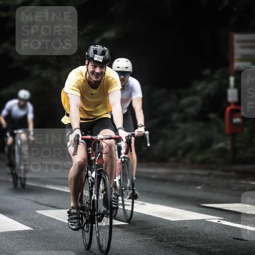 13.09.2026 - Stadtparktriathlon H.Heesch http://msf.ph/oto/10320359 13.09.2026 13:05:03 Radfahren 1208, 1284, 1304, 1306, 1333, 1346, 1372, 1374, 1386, 1409, 1410, 1424 meine-sportfotos.de
