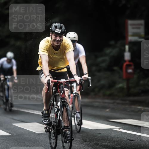 13.09.2026 - Stadtparktriathlon H.Heesch http://msf.ph/oto/10320365 13.09.2026 13:05:03 Radfahren 1208, 1284, 1304, 1306, 1333, 1346, 1372, 1374, 1386, 1409, 1410, 1424 meine-sportfotos.de