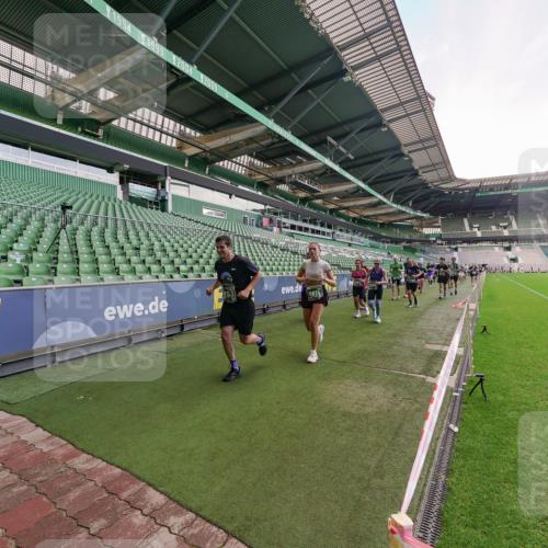 13.09.2026 - 21. swb-Marathon Bremen Michael Burmester http://msf.ph/oto/10320409 13.09.2026 13:19:54 Laufen im Stadion 333, 464, 486, 512, 704, 921, 938, 1066, 1129, 1156, 1409, 1431, 1446, 1506, 1697, 1756, 1765, 1815, 1916, 2010, 2028, 2064, 2137, 2224, 2240, 2294, 2315, 2349, 2394, 2395, 2417, 2437, 2453, 2501, 2519, 2533, 2557, 2563, 2588, 2622, 2626, 2689, 2694, 2695, 2702, 2703, 2722, 2756, 2786, 2793, 2843, 2845, 2879, 2886, 2944, 2983, 3017, 3018, 3031, 3035, 3036, 3037, 3046, 3059, 3072, 3102, 3116, 3139, 3189, 3198, 3243, 3263, 3264, 3285, 3287, 3310, 3315, 3619, 3879 meine-sportfotos.de