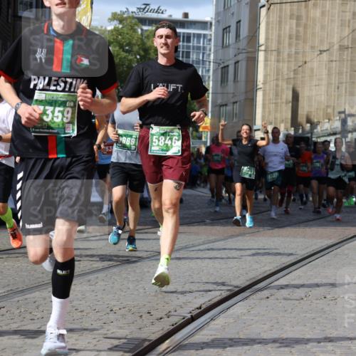 13.09.2026 - 21. swb-Marathon Bremen Strokosch-Dieckow http://msf.ph/oto/10320435 13.09.2026 13:31:05 Ziel 244, 800, 834, 1533, 1771, 1841, 1926, 1941, 2369, 2452, 2723, 2985, 4206, 4251, 4332, 4342, 4757, 4920, 5551, 5600, 5681, 5802, 5822, 5900, 6134, 6343, 6347, 6523, 7012, 7253, 7567, 7645, 9290, 9507, 9653, 9692, 9699, 9767, 9825, 13090, 13215, 217, 1398, 2244, 2513, 3396, 3762, 4477, 4647, 5673, 5720, 5765, 5846, 6619, 6732, 7296, 7812, 8035, 8097, 8342, 8726, 9147, 9274, 9337, 9822, 9969, 9977, 13066 meine-sportfotos.de