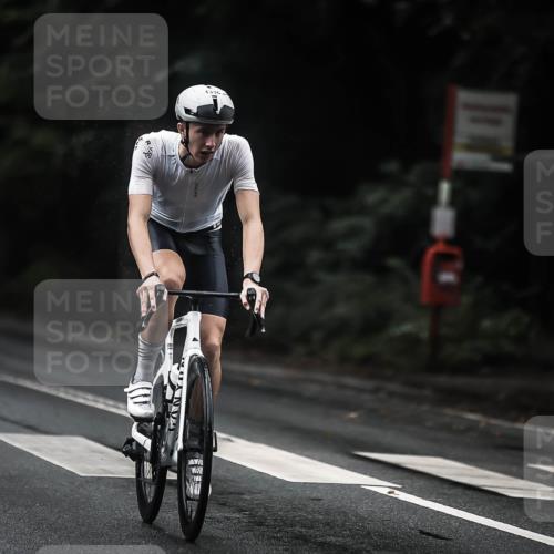 13.09.2026 - Stadtparktriathlon H.Heesch http://msf.ph/oto/10320497 13.09.2026 13:05:12 Radfahren 1272, 1306, 1336, 1386 meine-sportfotos.de