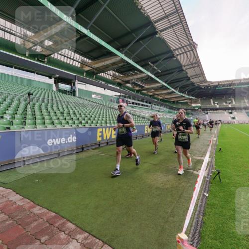 13.09.2026 - 21. swb-Marathon Bremen Michael Burmester http://msf.ph/oto/10320510 13.09.2026 13:20:04 Laufen im Stadion 333, 464, 486, 512, 704, 921, 938, 1066, 1129, 1156, 1409, 1431, 1439, 1446, 1506, 1697, 1756, 1765, 1815, 1846, 1916, 2010, 2028, 2064, 2139, 2224, 2240, 2278, 2315, 2349, 2394, 2395, 2417, 2437, 2501, 2519, 2533, 2557, 2563, 2588, 2622, 2626, 2689, 2694, 2695, 2702, 2703, 2722, 2756, 2786, 2793, 2843, 2845, 2886, 2944, 2983, 3004, 3017, 3018, 3031, 3035, 3036, 3037, 3046, 3059, 3072, 3102, 3116, 3139, 3189, 3198, 3243, 3263, 3264, 3285, 3287, 3310, 3315, 3619, 3879 meine-sportfotos.de