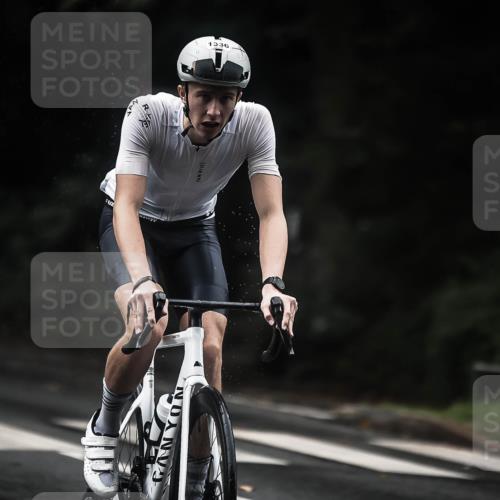 13.09.2026 - Stadtparktriathlon H.Heesch http://msf.ph/oto/10320518 13.09.2026 13:05:13 Radfahren 1272, 1336, 1386 meine-sportfotos.de