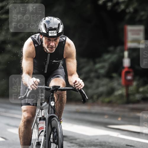 13.09.2026 - Stadtparktriathlon H.Heesch http://msf.ph/oto/10320548 13.09.2026 11:56:50 Radfahren 952, 997, 1030, 1053 meine-sportfotos.de