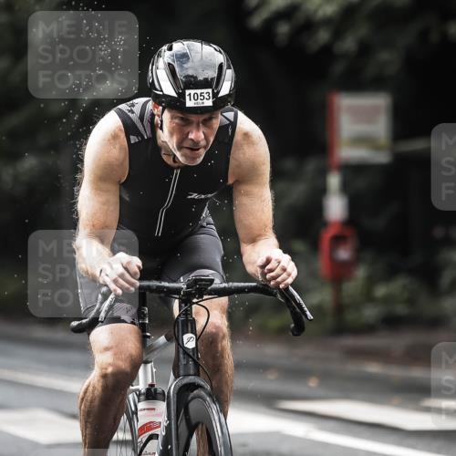 13.09.2026 - Stadtparktriathlon H.Heesch http://msf.ph/oto/10320552 13.09.2026 11:56:51 Radfahren 952, 997, 1030, 1053 meine-sportfotos.de