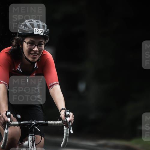 13.09.2026 - Stadtparktriathlon H.Heesch http://msf.ph/oto/10320567 13.09.2026 13:05:15 Radfahren 1272, 1336, 1386 meine-sportfotos.de