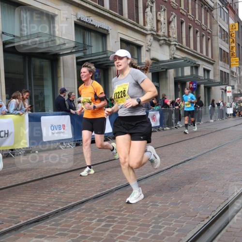 13.09.2026 - 21. swb-Marathon Bremen Strokosch-Dieckow http://msf.ph/oto/10320568 13.09.2026 10:58:45 Ziel 10254, 10383, 10415, 10427, 10477, 10485, 10668, 10787, 10794, 10843, 11034, 11086, 11125, 11267, 11278, 11301, 11302, 11602, 11913, 12015, 12118, 12127, 12130, 12131, 12176, 12200, 12271, 12297, 12414, 10485, 10832, 10878, 10879, 10948, 11004, 11030, 11152, 11189, 11228, 11384, 11455, 11488, 11743, 11953, 11955, 12180, 12237, 12320, 12499, 12505, 12518 meine-sportfotos.de
