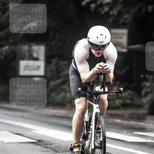13.09.2026 - Stadtparktriathlon H.Heesch http://msf.ph/oto/10320592 13.09.2026 11:56:55 Radfahren 997, 1030, 1053 meine-sportfotos.de