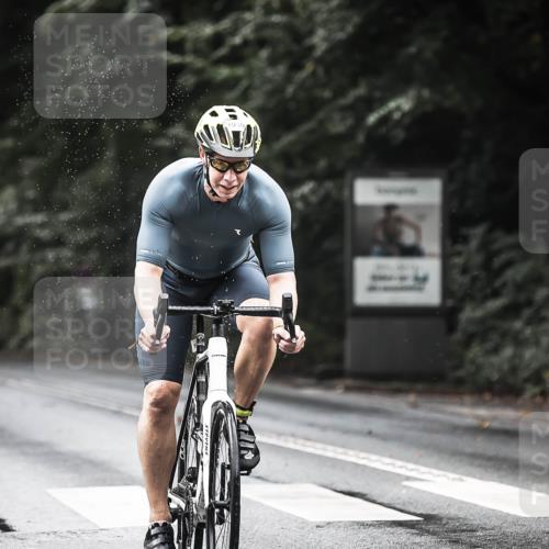 13.09.2026 - Stadtparktriathlon H.Heesch http://msf.ph/oto/10320597 13.09.2026 11:56:56 Radfahren 997, 1030, 1053 meine-sportfotos.de