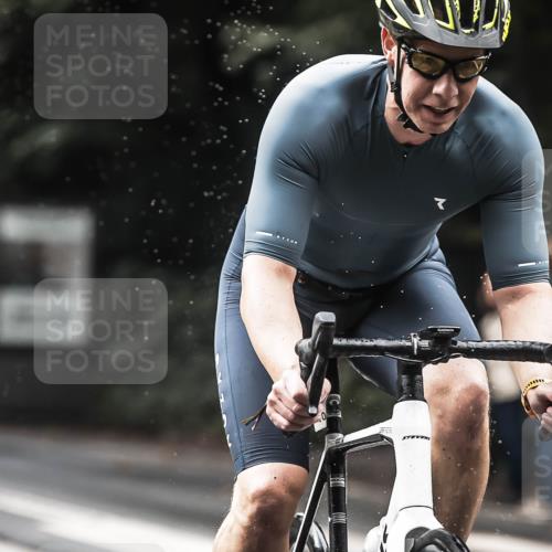13.09.2026 - Stadtparktriathlon H.Heesch http://msf.ph/oto/10320639 13.09.2026 11:56:57 Radfahren 914, 997, 1030 meine-sportfotos.de