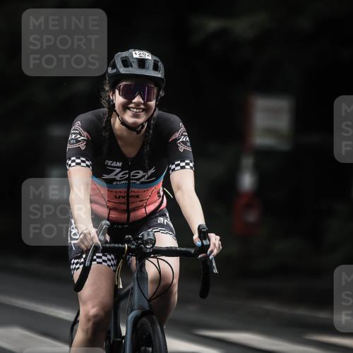 13.09.2026 - Stadtparktriathlon H.Heesch http://msf.ph/oto/10320646 13.09.2026 13:05:25 Radfahren 1202, 1231, 1256, 1258, 1402 meine-sportfotos.de