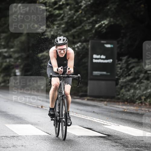 13.09.2026 - Stadtparktriathlon H.Heesch http://msf.ph/oto/10320655 13.09.2026 11:57:03 Radfahren 914 meine-sportfotos.de