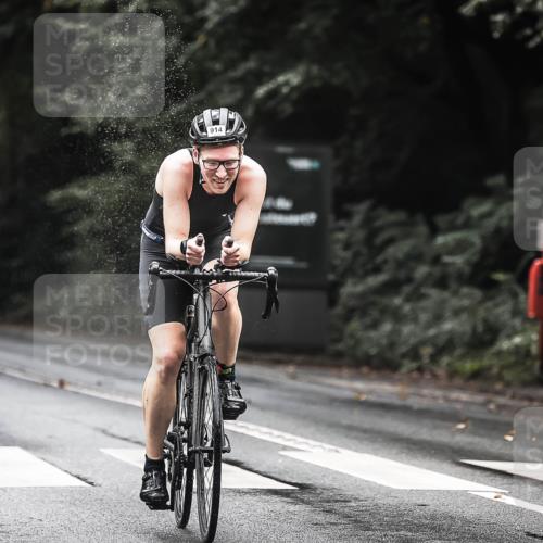13.09.2026 - Stadtparktriathlon H.Heesch http://msf.ph/oto/10320668 13.09.2026 11:57:03 Radfahren 914 meine-sportfotos.de