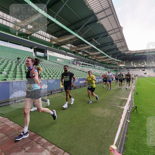 13.09.2026 - 21. swb-Marathon Bremen Michael Burmester http://msf.ph/oto/10320669 13.09.2026 13:20:22 Laufen im Stadion 333, 464, 512, 620, 704, 938, 1066, 1129, 1156, 1409, 1439, 1446, 1506, 1697, 1756, 1808, 1815, 1846, 1916, 2010, 2028, 2064, 2139, 2201, 2224, 2240, 2258, 2278, 2315, 2349, 2394, 2395, 2414, 2417, 2437, 2501, 2519, 2533, 2557, 2563, 2588, 2626, 2689, 2694, 2695, 2702, 2703, 2722, 2736, 2756, 2786, 2793, 2843, 2845, 2886, 2983, 3004, 3010, 3017, 3018, 3031, 3035, 3036, 3037, 3046, 3059, 3070, 3072, 3074, 3102, 3116, 3139, 3189, 3198, 3243, 3263, 3264, 3310, 3315 meine-sportfotos.de