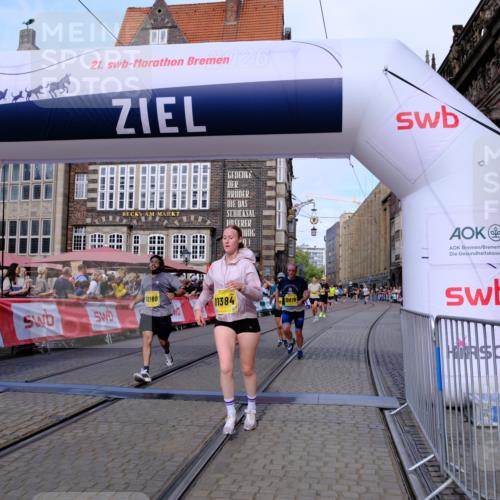 13.09.2026 - 21. swb-Marathon Bremen Tim E. http://msf.ph/oto/10320691 13.09.2026 10:58:47 Ziel 10878, 10879, 11004, 11030, 11152, 11189, 11202, 11384, 11403, 11455, 11686, 11750, 11906, 11953, 11955, 12092, 12180, 12237, 12320, 12499, 12505, 12518 meine-sportfotos.de