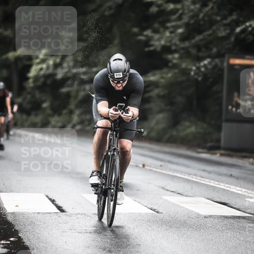 13.09.2026 - Stadtparktriathlon H.Heesch http://msf.ph/oto/10320695 13.09.2026 11:57:13 Radfahren 804, 807, 916, 1048 meine-sportfotos.de