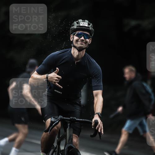 13.09.2026 - Stadtparktriathlon H.Heesch http://msf.ph/oto/10320710 13.09.2026 13:05:28 Radfahren 1202, 1231, 1256, 1258, 1352, 1402 meine-sportfotos.de