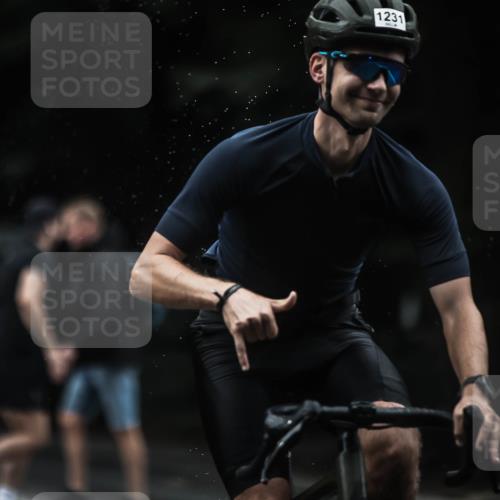 13.09.2026 - Stadtparktriathlon H.Heesch http://msf.ph/oto/10320731 13.09.2026 13:05:29 Radfahren 1202, 1231, 1256, 1352, 1402 meine-sportfotos.de