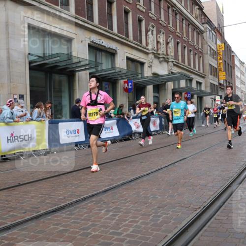 13.09.2026 - 21. swb-Marathon Bremen Strokosch-Dieckow http://msf.ph/oto/10320770 13.09.2026 10:58:51 Ziel 10383, 10415, 10427, 10477, 10492, 10668, 10787, 10843, 11034, 11086, 11125, 11267, 11278, 11301, 11302, 11500, 11602, 11913, 12015, 12118, 12127, 12131, 12200, 12271, 12297, 12537, 12541, 10254, 10485, 10787, 10794, 10832, 10878, 10879, 10948, 11030, 11189, 11228, 11278, 11488, 11743, 11955, 12130, 12176, 12180, 12237, 12320, 12414, 12499, 12505 meine-sportfotos.de