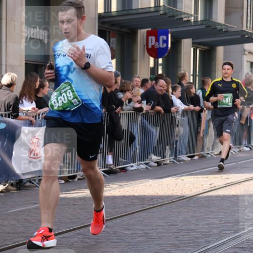 13.09.2026 - 21. swb-Marathon Bremen Strokosch-Dieckow http://msf.ph/oto/10320797 13.09.2026 13:17:57 Ziel 1146, 1419, 1872, 2260, 2671, 3241, 3458, 3514, 3634, 4131, 4733, 5292, 5307, 5460, 5695, 5948, 6152, 6290, 6448, 7491, 7954, 8094, 8943, 8944, 9134, 9609, 10065, 13150, 771, 948, 1297, 1631, 1797, 2001, 2125, 2234, 2634, 2812, 3051, 3192, 3760, 4286, 4374, 4498, 4499, 4620, 5530, 5817, 5935, 6290, 8805, 8869, 9400, 9505, 9595, 9596, 9837, 13041, 13107 meine-sportfotos.de