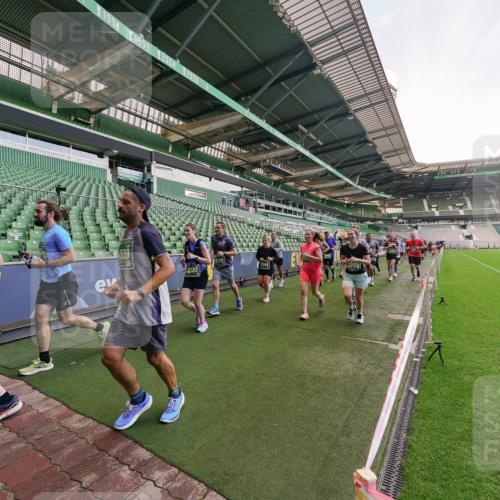 13.09.2026 - 21. swb-Marathon Bremen Michael Burmester http://msf.ph/oto/10320799 13.09.2026 13:20:33 Laufen im Stadion 333, 464, 512, 620, 704, 782, 938, 1066, 1129, 1156, 1158, 1316, 1409, 1439, 1446, 1676, 1697, 1756, 1808, 1815, 1846, 1916, 2010, 2028, 2064, 2139, 2201, 2240, 2258, 2278, 2315, 2349, 2394, 2395, 2414, 2417, 2437, 2501, 2519, 2533, 2588, 2626, 2689, 2694, 2695, 2702, 2703, 2722, 2736, 2756, 2793, 2843, 2886, 2983, 3004, 3010, 3017, 3018, 3031, 3035, 3036, 3037, 3046, 3059, 3070, 3074, 3102, 3116, 3139, 3144, 3189, 3243, 3263, 3264, 3310, 3315 meine-sportfotos.de