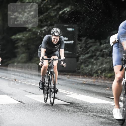 13.09.2026 - Stadtparktriathlon H.Heesch http://msf.ph/oto/10320831 13.09.2026 11:57:21 Radfahren 744, 781, 804, 807, 833, 899, 958 meine-sportfotos.de
