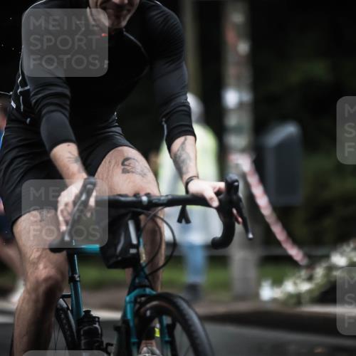 13.09.2026 - Stadtparktriathlon H.Heesch http://msf.ph/oto/10320916 13.09.2026 13:05:43 Radfahren 1198, 1265, 1276, 1377, 1407, 1420 meine-sportfotos.de