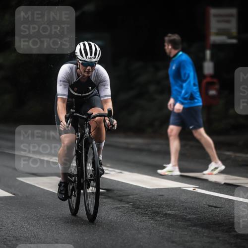 13.09.2026 - Stadtparktriathlon H.Heesch http://msf.ph/oto/10320941 13.09.2026 13:05:46 Radfahren 1265, 1276, 1340, 1407, 1420 meine-sportfotos.de