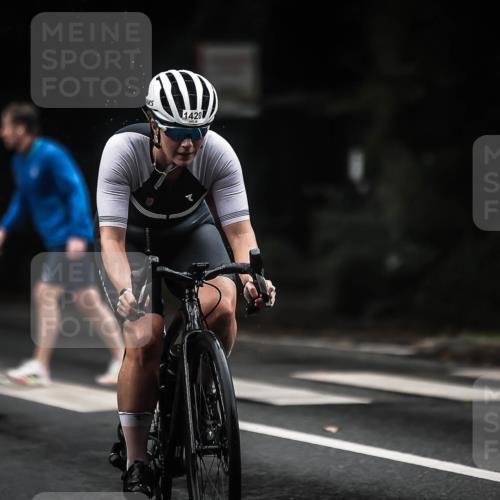 13.09.2026 - Stadtparktriathlon H.Heesch http://msf.ph/oto/10320963 13.09.2026 13:05:47 Radfahren 1265, 1340, 1407, 1420 meine-sportfotos.de