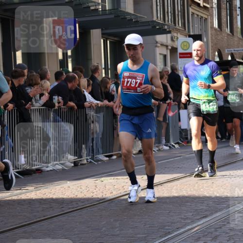 13.09.2026 - 21. swb-Marathon Bremen Strokosch-Dieckow http://msf.ph/oto/10320966 13.09.2026 13:18:02 Ziel 1146, 1419, 1872, 2055, 2260, 2671, 3241, 3458, 3634, 5292, 5307, 5460, 5695, 6152, 6293, 6294, 6818, 7491, 7731, 7954, 8094, 8404, 8872, 8943, 8944, 9019, 9134, 9275, 9609, 10065, 13150, 948, 1631, 1797, 2001, 2125, 2634, 2671, 3051, 3192, 3241, 3514, 4131, 4286, 4374, 4620, 4733, 5530, 5695, 5817, 5935, 5948, 6290, 6448, 8805, 8869, 8943, 8944, 9505, 9595, 9596, 9837, 13041, 13107 meine-sportfotos.de