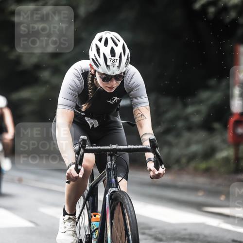 13.09.2026 - Stadtparktriathlon H.Heesch http://msf.ph/oto/10320976 13.09.2026 11:57:31 Radfahren 743, 748, 787, 825, 833, 836, 884, 923, 924, 937, 962, 1036, 1060 meine-sportfotos.de