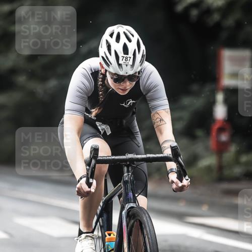13.09.2026 - Stadtparktriathlon H.Heesch http://msf.ph/oto/10320982 13.09.2026 11:57:31 Radfahren 743, 748, 787, 825, 833, 836, 884, 923, 924, 937, 962, 1036, 1060 meine-sportfotos.de