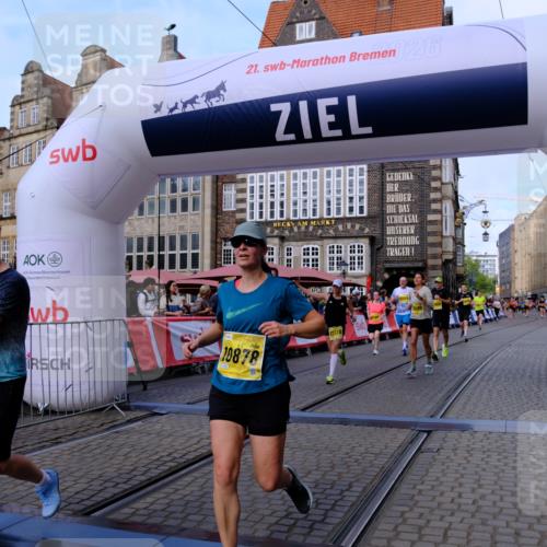 13.09.2026 - 21. swb-Marathon Bremen Tim E. http://msf.ph/oto/10321007 13.09.2026 10:58:50 Ziel 10878, 10879, 11004, 11030, 11152, 11189, 11384, 11403, 11455, 11686, 11750, 11953, 11955, 12180, 12237, 12320, 12499, 12505, 12518 meine-sportfotos.de