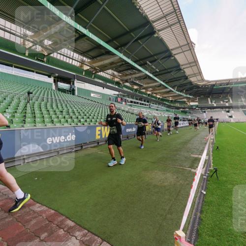 13.09.2026 - 21. swb-Marathon Bremen Michael Burmester http://msf.ph/oto/10321017 13.09.2026 13:20:52 Laufen im Stadion 423, 441, 464, 601, 620, 704, 782, 1060, 1066, 1094, 1129, 1156, 1158, 1177, 1316, 1409, 1439, 1446, 1518, 1676, 1697, 1756, 1808, 1815, 1846, 1916, 2010, 2028, 2064, 2139, 2201, 2258, 2278, 2315, 2349, 2394, 2395, 2414, 2417, 2437, 2501, 2519, 2533, 2551, 2588, 2626, 2694, 2695, 2702, 2722, 2736, 2756, 2793, 2828, 2886, 2954, 2995, 3004, 3010, 3017, 3018, 3022, 3035, 3036, 3037, 3059, 3070, 3074, 3102, 3116, 3139, 3144, 3243, 3263, 3264, 3310, 3315 meine-sportfotos.de