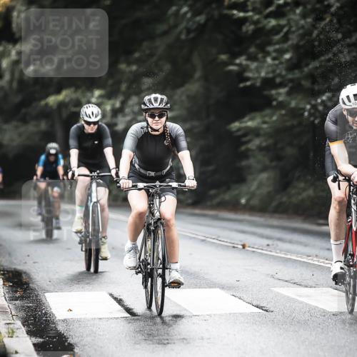 13.09.2026 - Stadtparktriathlon H.Heesch http://msf.ph/oto/10321033 13.09.2026 11:57:36 Radfahren 737, 743, 748, 757, 787, 825, 836, 923, 924, 937, 962, 964, 1060 meine-sportfotos.de