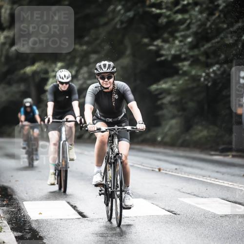 13.09.2026 - Stadtparktriathlon H.Heesch http://msf.ph/oto/10321044 13.09.2026 11:57:36 Radfahren 737, 743, 748, 757, 787, 825, 836, 923, 924, 937, 962, 964, 1060 meine-sportfotos.de