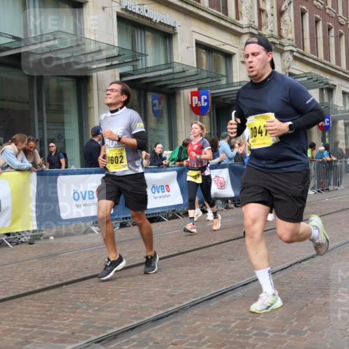 13.09.2026 - 21. swb-Marathon Bremen Strokosch-Dieckow http://msf.ph/oto/10321059 13.09.2026 10:58:56 Ziel 10377, 10415, 10427, 10477, 10492, 10668, 11086, 11125, 11301, 11302, 11500, 11602, 11873, 11913, 12015, 12118, 12127, 12200, 12267, 12297, 12537, 12541, 10254, 10383, 10477, 10485, 10787, 10794, 10832, 10843, 10948, 11030, 11034, 11189, 11228, 11267, 11278, 11488, 11602, 11743, 11955, 12127, 12130, 12131, 12176, 12237, 12271, 12414, 12505 meine-sportfotos.de