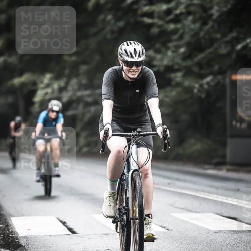 13.09.2026 - Stadtparktriathlon H.Heesch http://msf.ph/oto/10321081 13.09.2026 11:57:38 Radfahren 737, 741, 743, 748, 757, 825, 923, 937, 962, 964, 1060 meine-sportfotos.de