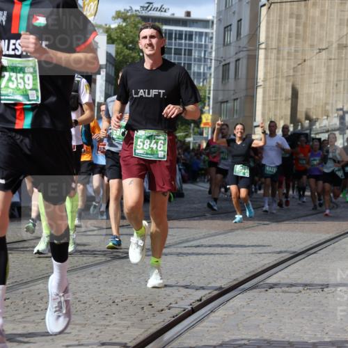 13.09.2026 - 21. swb-Marathon Bremen Strokosch-Dieckow http://msf.ph/oto/10321110 13.09.2026 13:31:06 Ziel 244, 800, 834, 1533, 1771, 1841, 1926, 1941, 2369, 2452, 2723, 2985, 4206, 4251, 4342, 4757, 4920, 5600, 5681, 5802, 5822, 5900, 6134, 6343, 6523, 7012, 7645, 8616, 9290, 9507, 9653, 9692, 9699, 9767, 9825, 13090, 13215, 217, 1398, 2244, 3396, 3762, 4477, 4647, 5673, 5720, 5765, 6619, 7296, 7812, 8035, 8097, 8342, 8726, 9147, 9274, 9337, 9822, 9969, 9977, 13066 meine-sportfotos.de